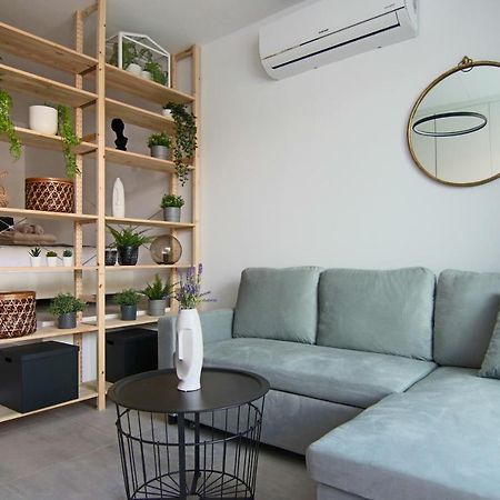 Phaedrus Living Seaside Luxury Flat Athina 123 Apartment Paphos Luaran gambar